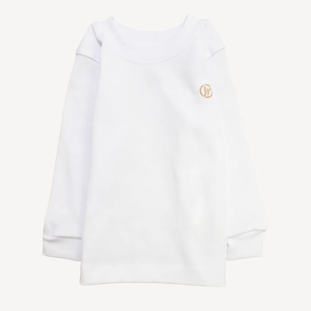 Plain White Long-Sleeved Undershirt