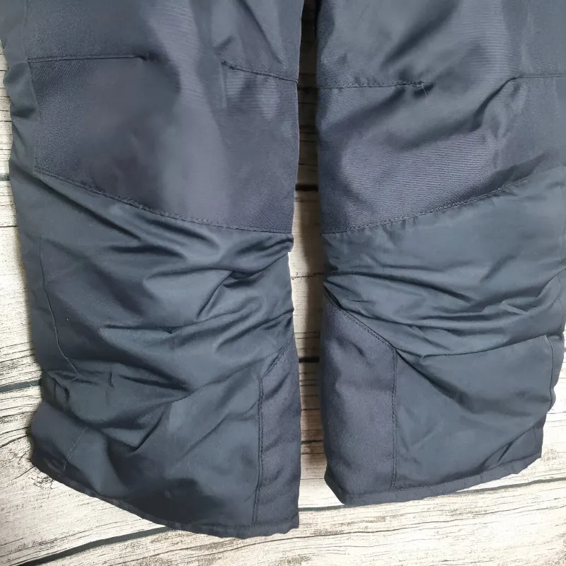 Windproof And Water Resistant Snow Pants With Zippered Pockets